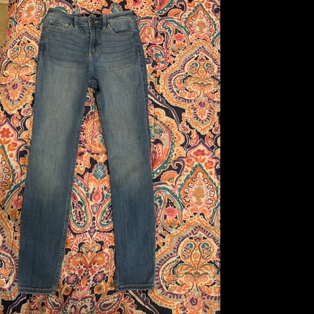 Hollister skinny jeans